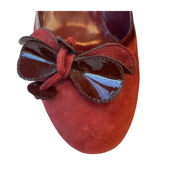 Reduced MOSCHINO Cheap and Chic vintage burgundy suede heels, size 8 - Picture 2 of 16